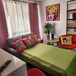 Dpto Tematico Al Estilo Popart En El Centro Para 5Pers