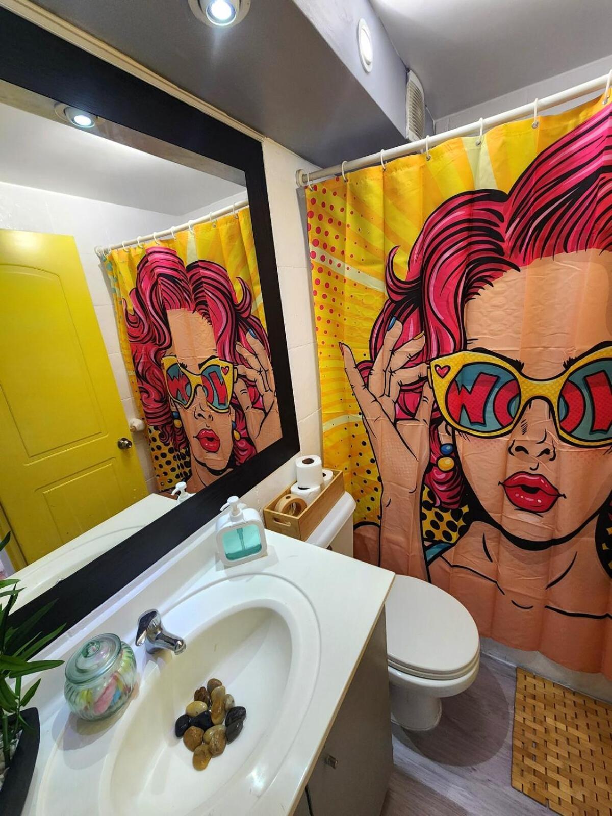 Apartamento Dpto Tematico Al Estilo Popart En El Centro Para 5Pers *